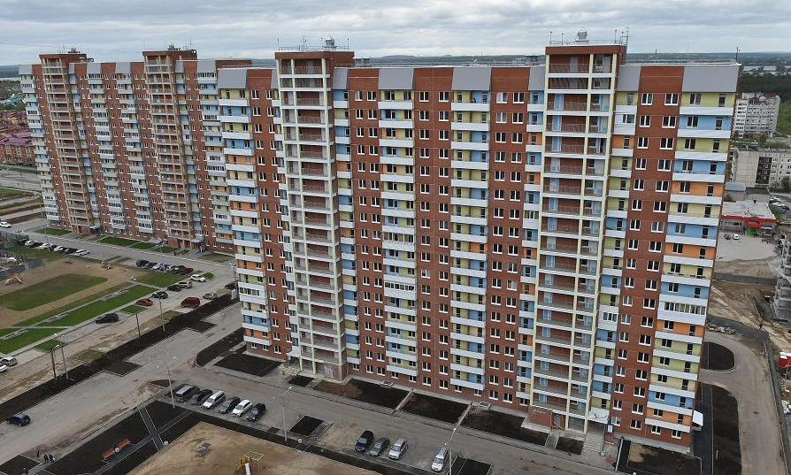 Новые подрядчики вышли на достройку семи домов ЖК «Любимов»