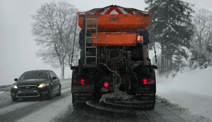 МЧС вновь предупреждает о гололеде и сильном снеге в Пермском крае 4 декабря