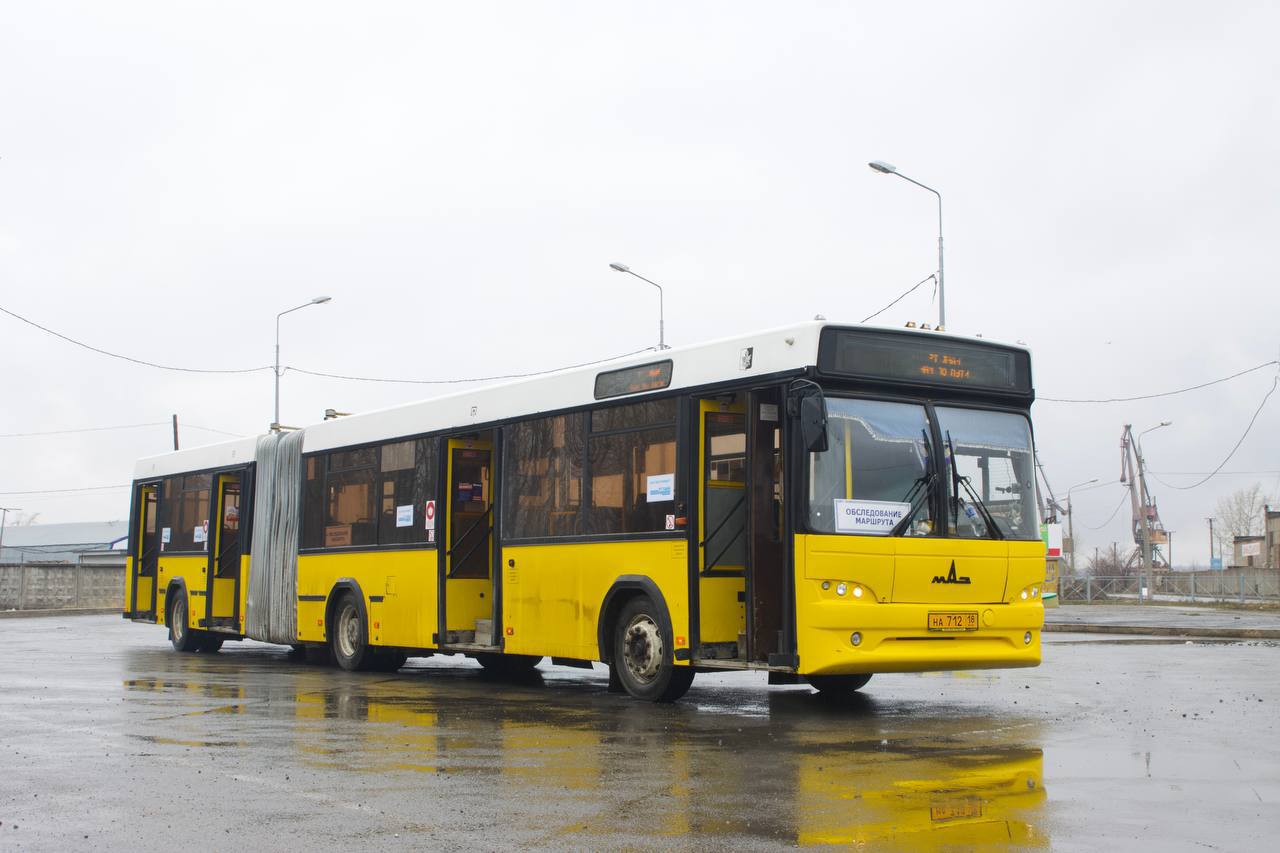 В Перми началась обкатка автобуса-гармошки МАЗ-105