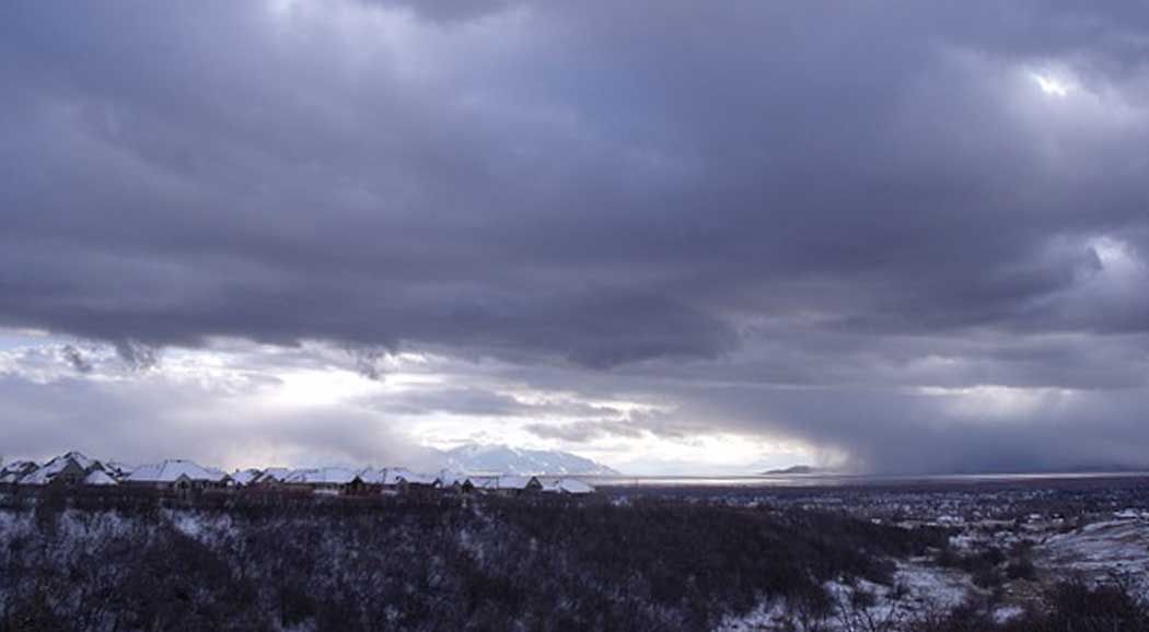 МЧС: в Прикамье ожидается снег с дождем и сильный ветер