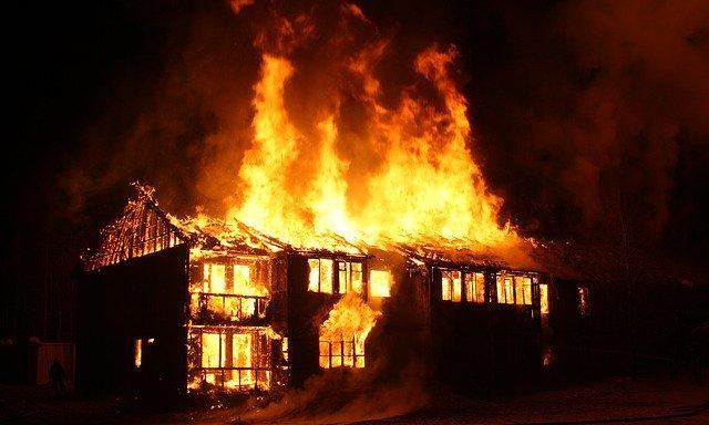 51 человек погиб на пожарах в Прикамье с начала года