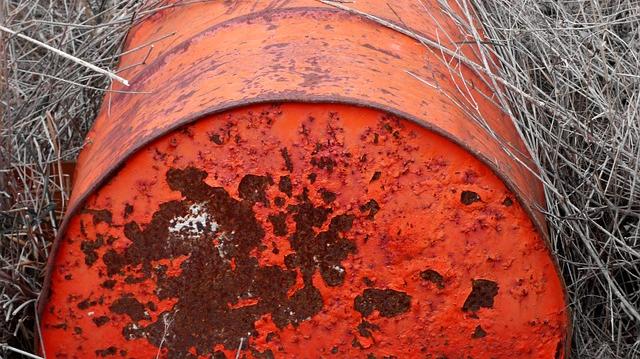В Пермском крае найдена свалка опасных химических отходов