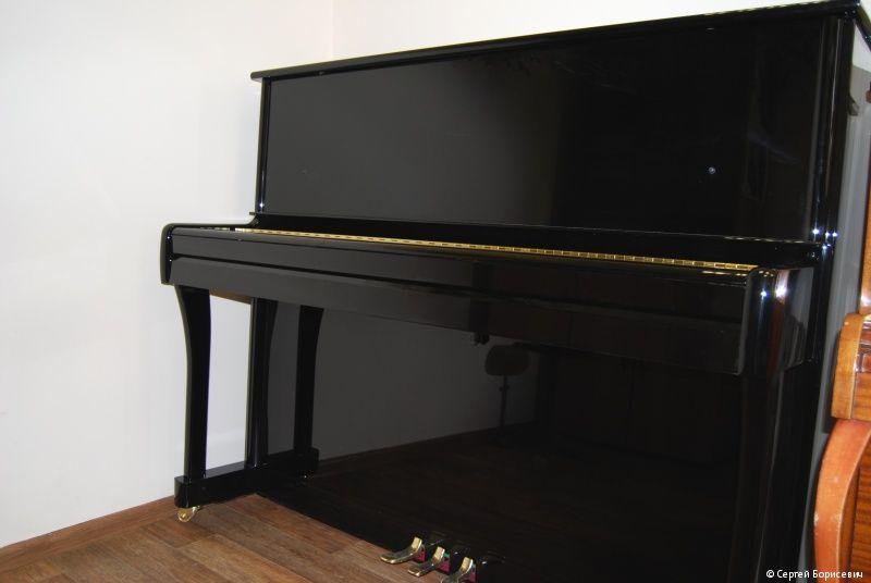 В пермские музыкальные школы доставили 12 новых пианино