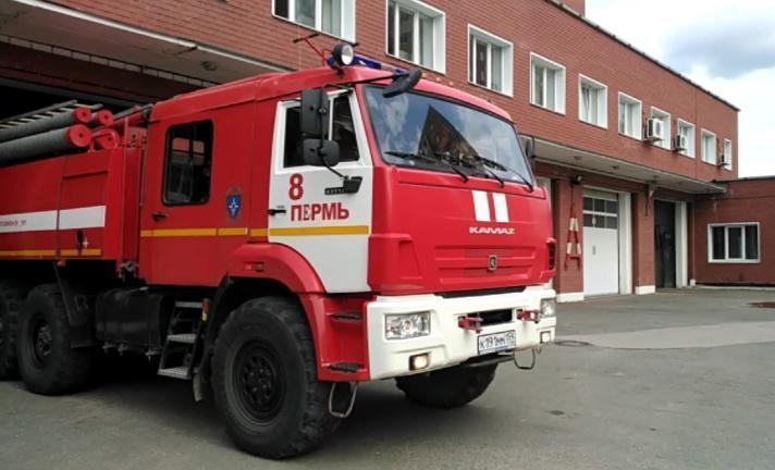В Перми из-за пожара эвакуировали торговый центр "Шоколад"