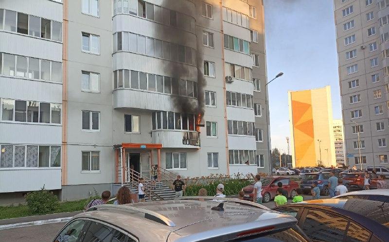В Перми загорелся балкон квартиры в доме на улице Целинной