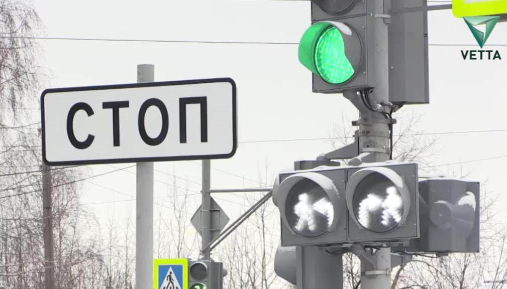 В центре Перми 14 марта отключат светофоры на трех перекрестках