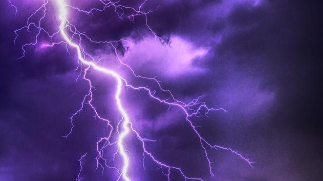 МЧС предупредило о дожде, грозе и сильном ветре в Прикамье