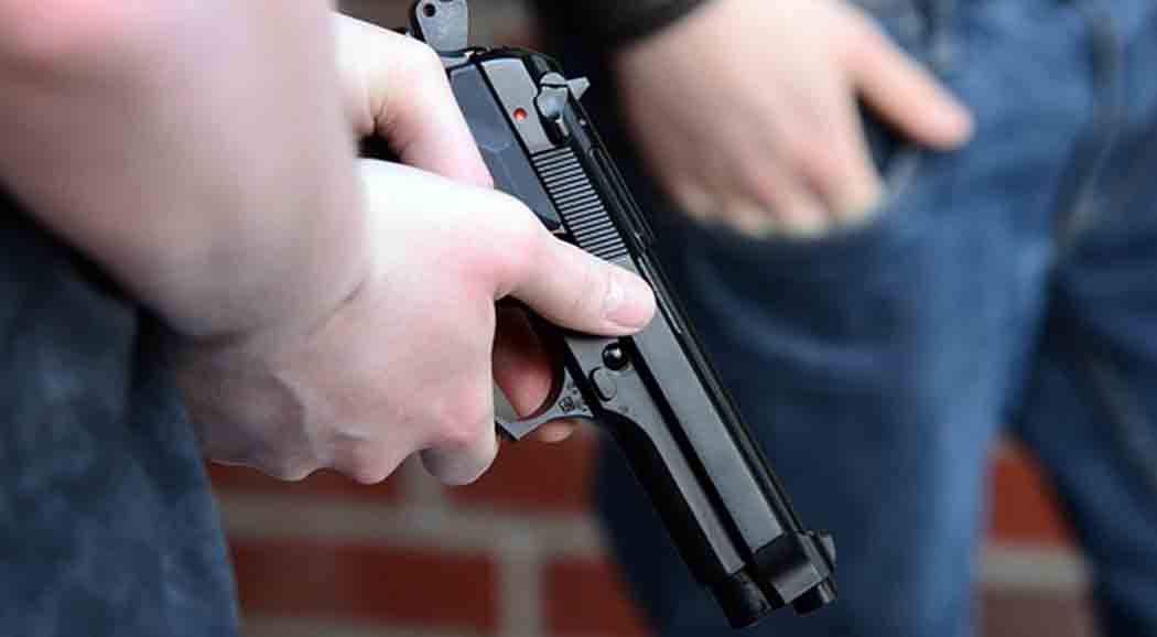 В Добрянском техникуме студент выстрелил в первокурсника