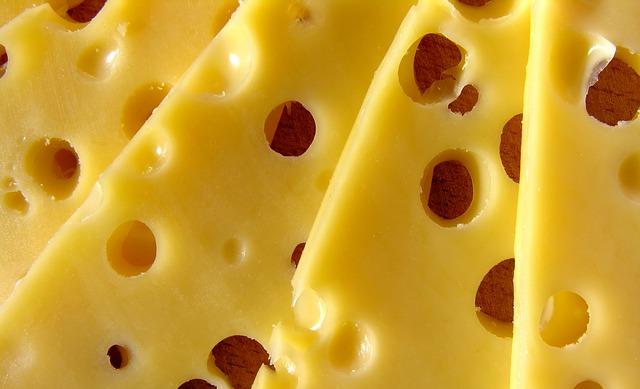 Средняя цена сыра в Перми за год составила 328 рублей