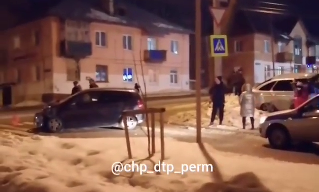 В Перми пьяный водитель ВАЗа устроил ДТП с пострадавшей