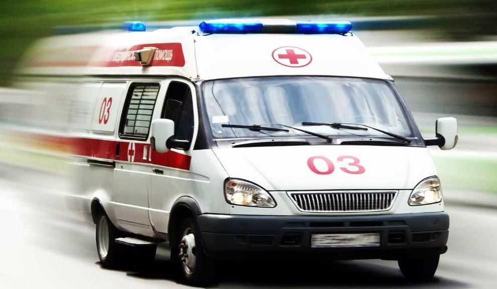 В Перми на бригаду скорой помощи напал мужчина с табуретом