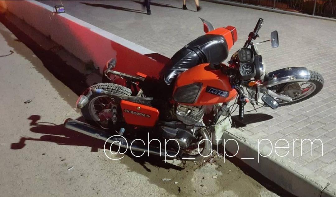 В Пермском крае в ДТП разбился пьяный мотоциклист