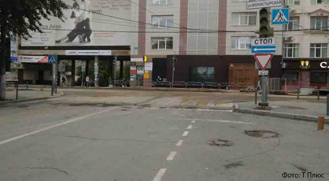 В Перми открыли движение на перекрестке улиц Монастырская и Куйбышева