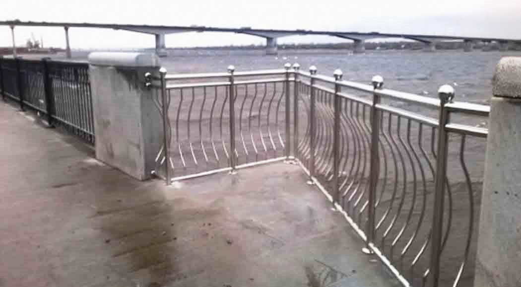 В Перми на набережной установили смотровой балкон‍
