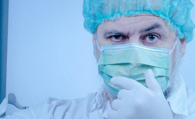 В Прикамье у 13 медработников выявили коронавирус