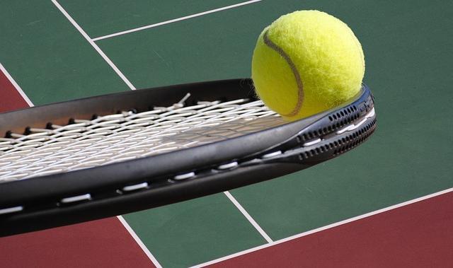 Отмена турниров в Перми и победа школьника в теннисе