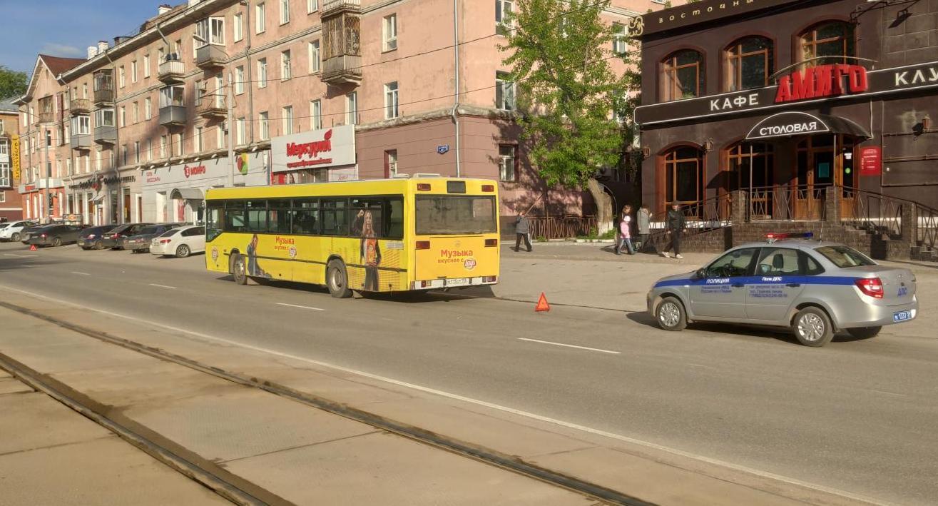 Водителя автобуса с признаками опьянения задержали в Перми