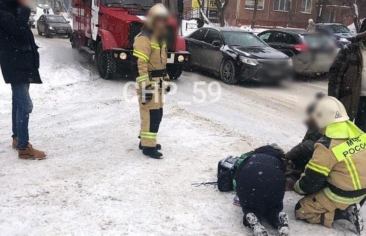 В Перми на улице Плеханова автомобиль сбил ребенка 