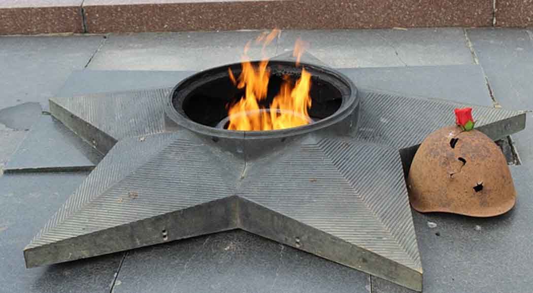 В Вологде отремонтировали мемориал «Вечный огонь»