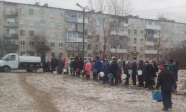 Жители поселка в Пермском крае жалуются на отсутствие воды шестые сутки