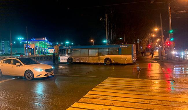 В Перми водитель автобуса сбил пешехода
