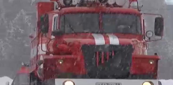 В Березниках пожарные спасли 7-летнего мальчика из горящего дома