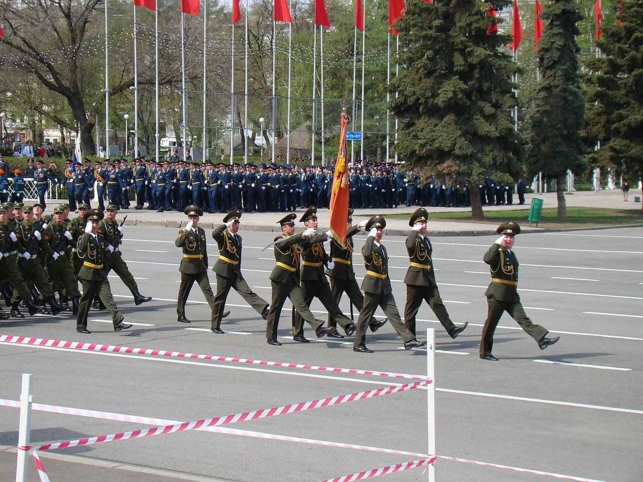 Движение в центре Перми в четверг ограничат из-за репетиции парада Победы