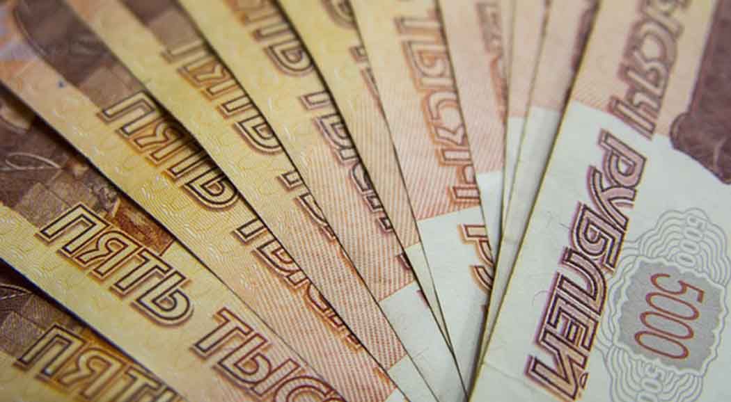 Пермяк отсудил у "Виват-трейд" 300 тыс. рублей за моральный вред