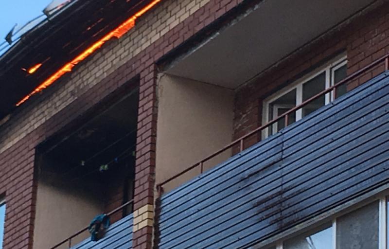Два человека погибли при пожаре в новостройке в Прикамье