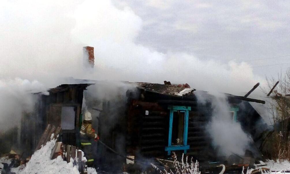 В Прикамье при пожаре в доме погибли мать и трое детей