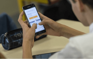 Более половины школ Прикамья запретили ученикам смартфоны