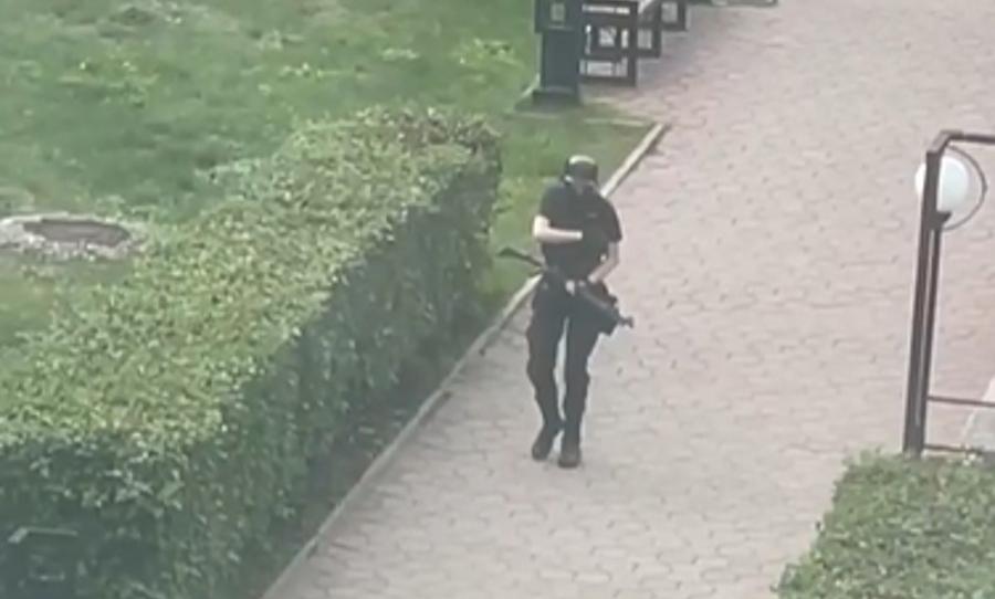 Вооруженный мужчина устроил стрельбу в Пермском университете 