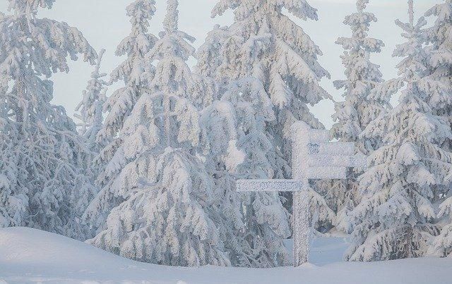 МЧС предупреждает о снегопаде, метели и изморози в Пермском крае