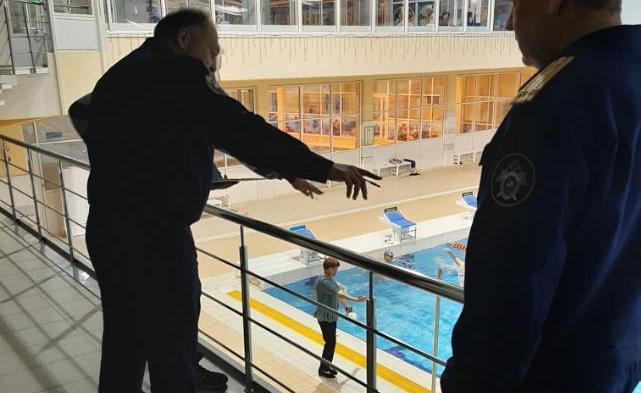В Перми 11-летняя девочка погибла во время тренировки в бассейне