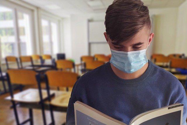 В ряде школ Перми у детей выявили случаи заражения коронавирусом