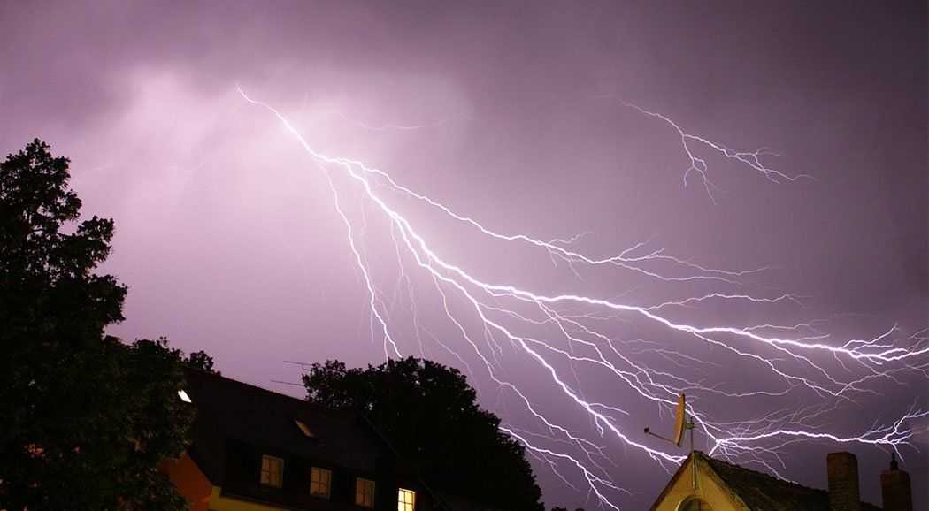 МЧС предупреждает: в Прикамье возможен штормовой ветер и грозы