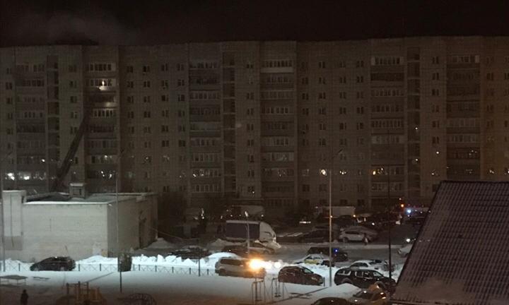 В Перми из-за пожара эвакуировали 10-этажный дом