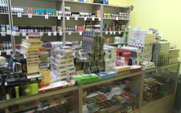 В Перми таможенники выявили незаконную продажу более 2,5 тысяч пачек сигарет