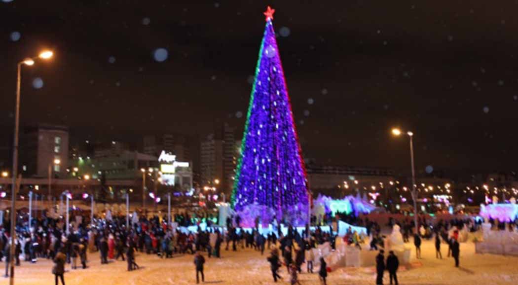Новогодние гуляния в Перми посетили 50 тысяч человек