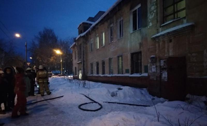 Сегодня на пожаре в Перми погибли 2 человека