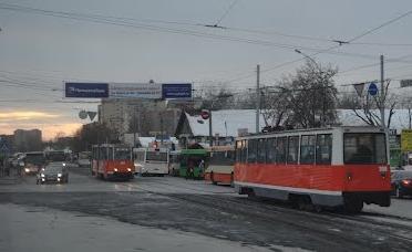 Автобус у Центрального рынка Перми задавил женщину