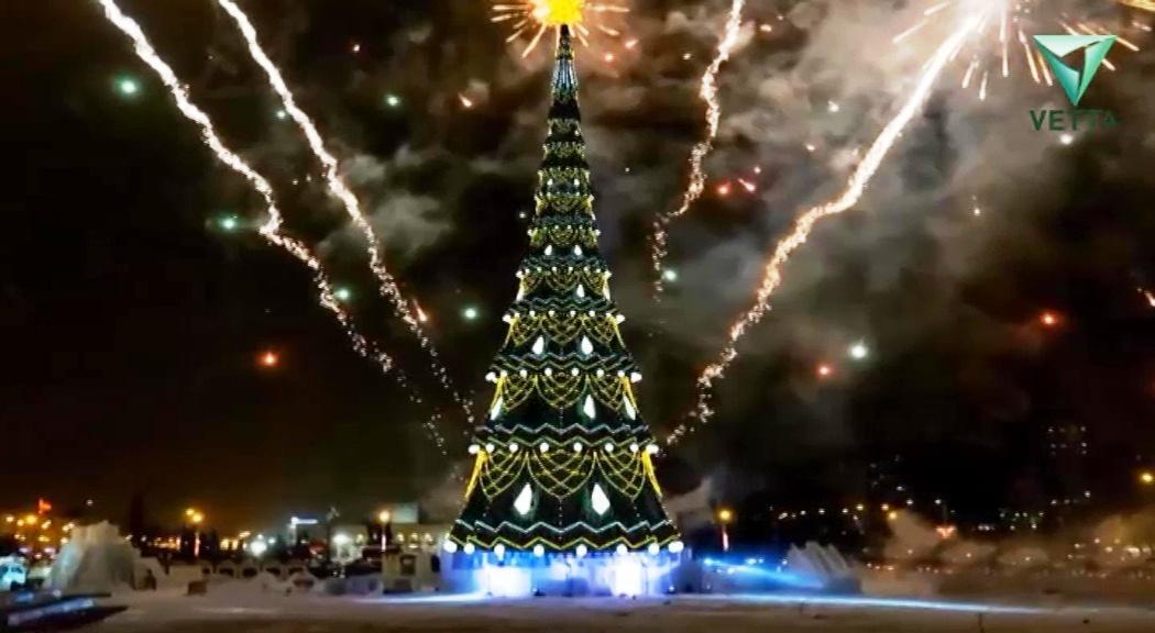 Главный Дед Мороз зажжет новогоднюю елку в Перми