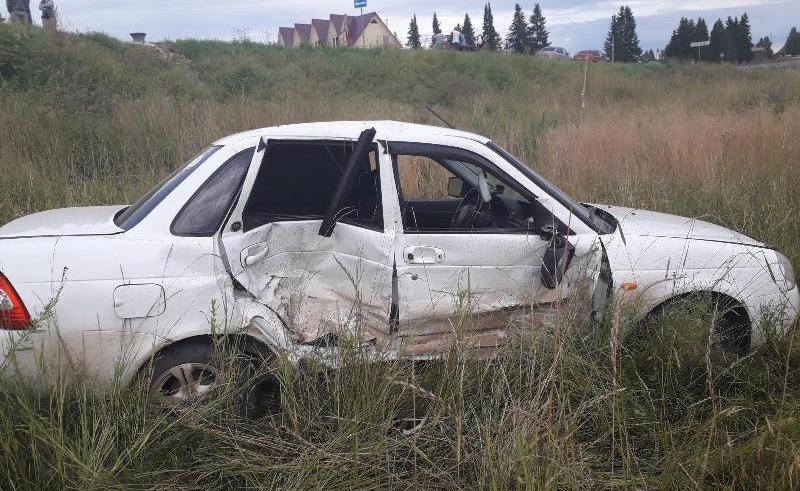 На трассе в Пермском крае два человека пострадали в ДТП