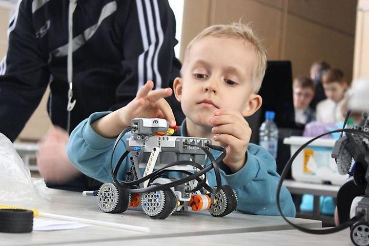 В Перми прошли соревнования по робототехнике для самых маленьких