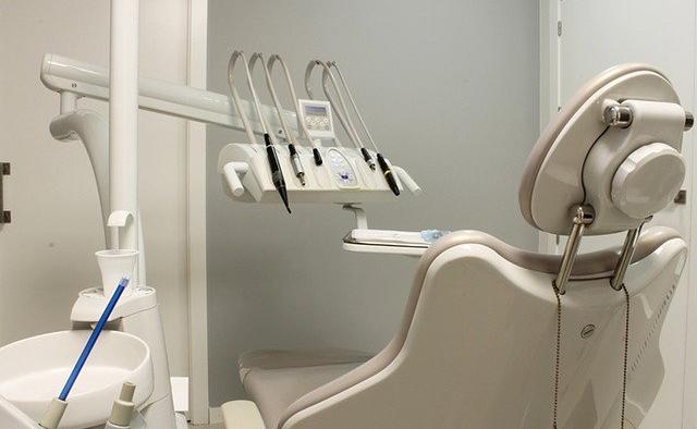 В Перми женщина хочет отсудить у стоматологической клиники 5 млн рублей