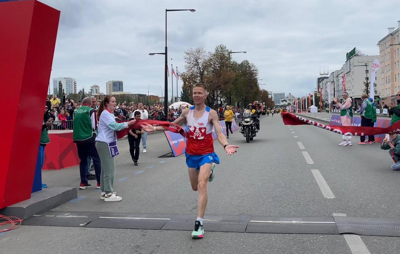 Победителем Пермского марафона стал участник Олимпиады Алексей Реунков